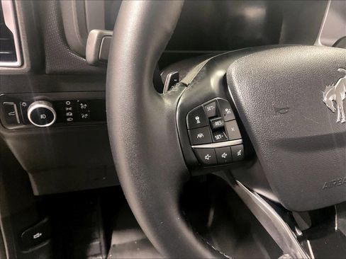 Used 2025 Ford Bronco Sport Badlands image 23