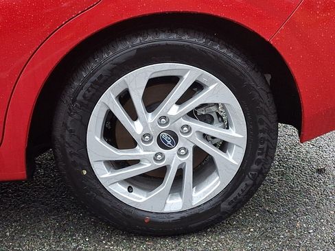 Certified 2025 Subaru Impreza 2.0i image 8