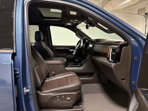 Used 2024 GMC Sierra 1500 Denali w/ Denali Reserve Package AWD/4WD image 23