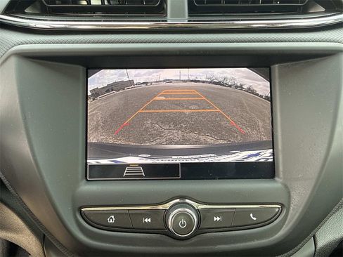 Used 2023 Chevrolet TrailBlazer LS image 18