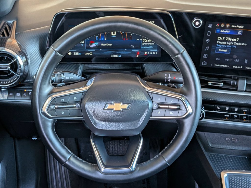 Used 2025 Chevrolet Equinox LT AWD/4WD image 19