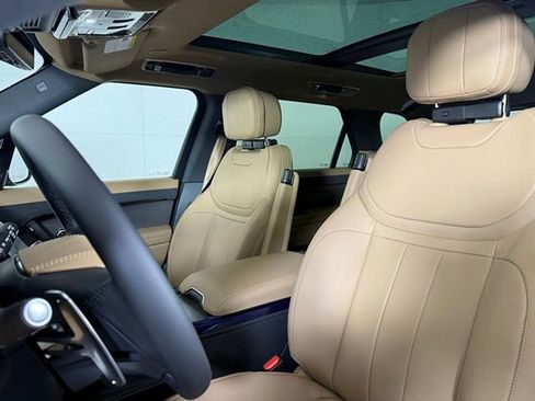 New 2026 Land Rover Range Rover Sport SE image 5