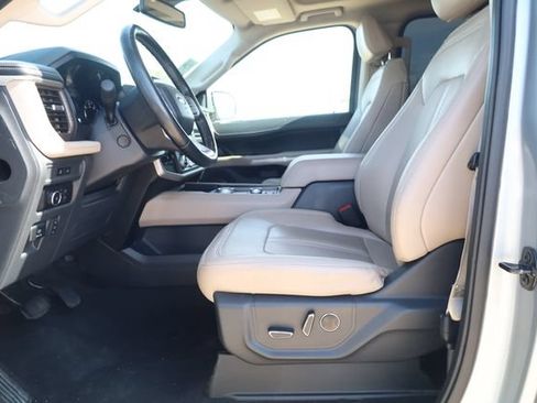 Used 2023 Ford Expedition Limited AWD/4WD image 14