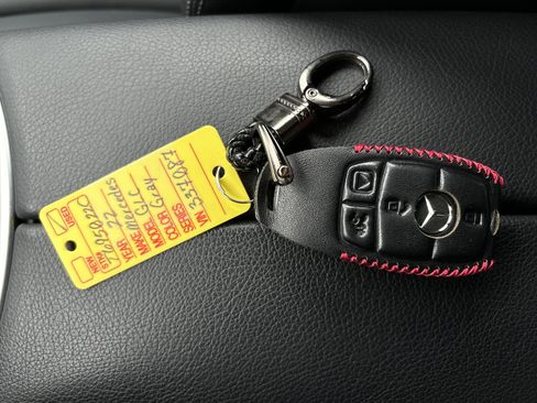 Used 2022 Mercedes-Benz GLC 300 GLC 300 image 30