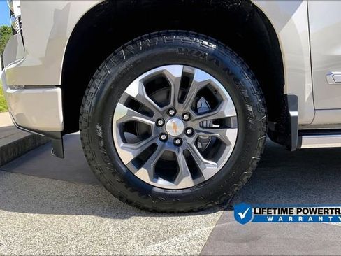 New 2026 Chevrolet Silverado 1500 High Country w/ Technology Package AWD/4WD image 13