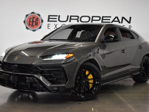 Used 2022 Lamborghini Urus image 16