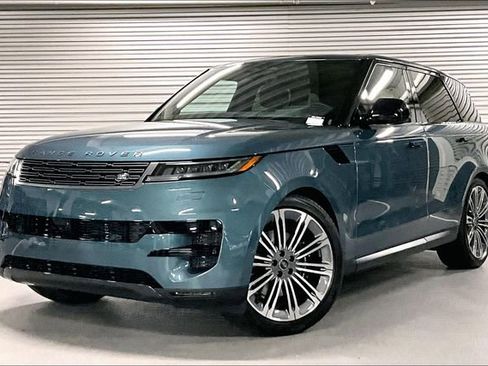 New 2025 Land Rover Range Rover Sport SE image 1