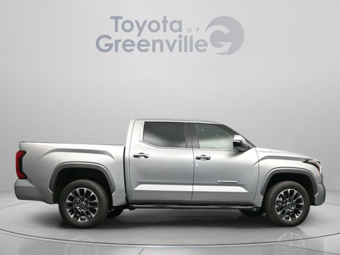 Used 2024 Toyota Tundra Limited AWD/4WD image 18
