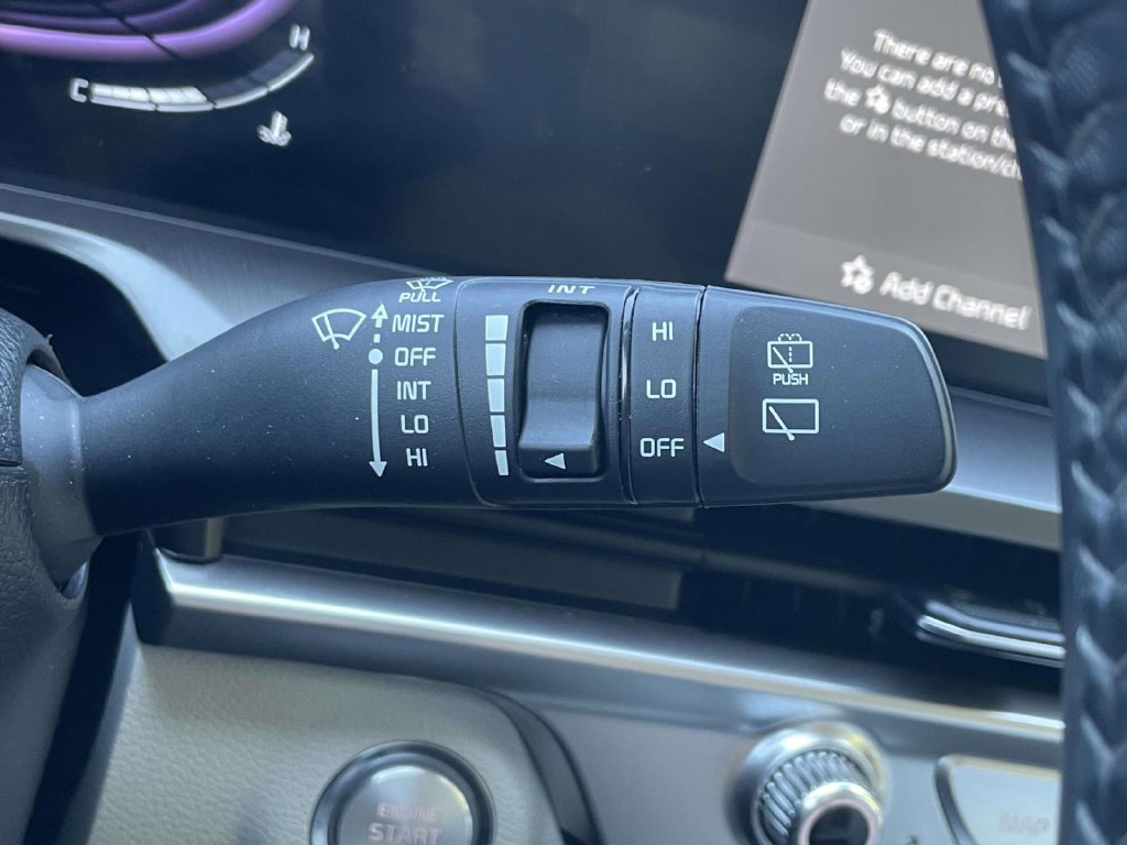 Used 2025 Kia Telluride S FWD image 34