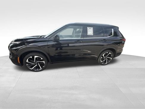 Used 2024 Mitsubishi Outlander SEL AWD/4WD image 2