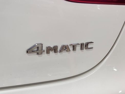 Used 2022 Mercedes-Benz GLC 300 4MATIC Coupe image 21