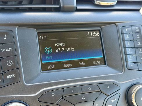 Used 2016 Ford Fusion SE w/ Equipment Group 202A image 26