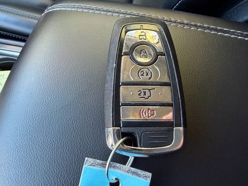 Certified 2022 Lincoln Corsair FWD w/ Equipment Group 101A image 35