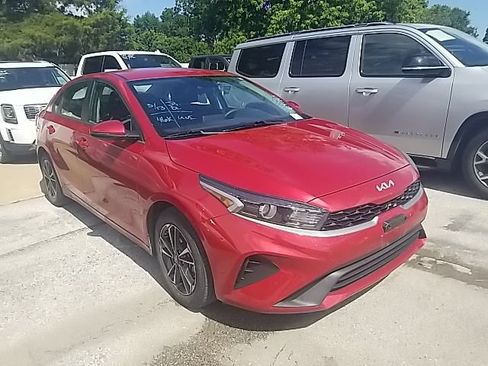 Certified 2024 Kia Forte LXS w/ LXS Technology Package FWD image 1