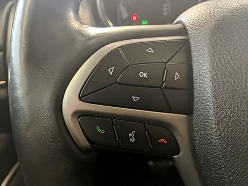 Used 2018 Jeep Grand Cherokee High Altitude image 20