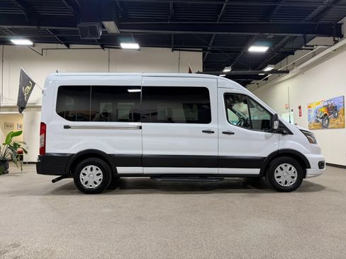 Used 2023 Ford Transit 350 XLT RWD image 4