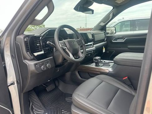 New 2026 Chevrolet Silverado 1500 RST w/ RST All Star Premium Package AWD/4WD image 13