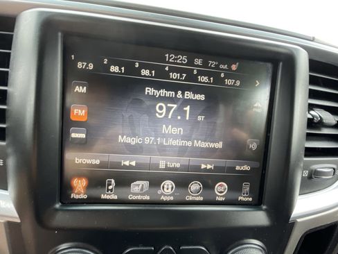 Used 2016 RAM 1500 Big Horn image 13