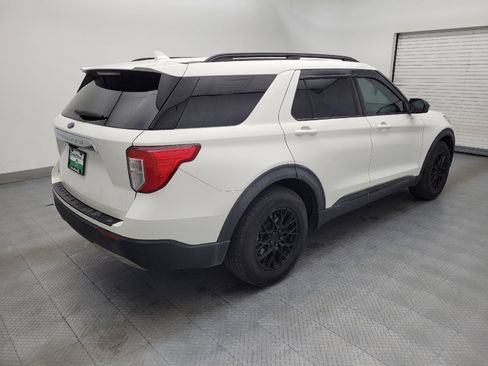 Used 2021 Ford Explorer XLT w/ Equipment Group 202A RWD image 10