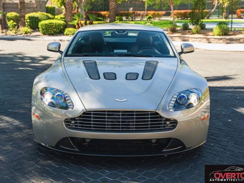 Used 2017 Aston Martin V12 Vantage S image 71