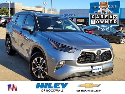 Used 2024 Toyota Highlander XLE