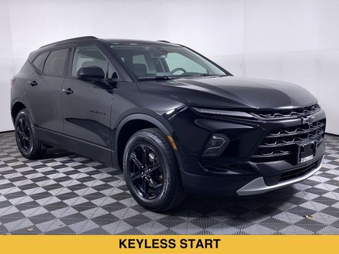 Certified 2024 Chevrolet Blazer LT w/ Convenience Package FWD image 19