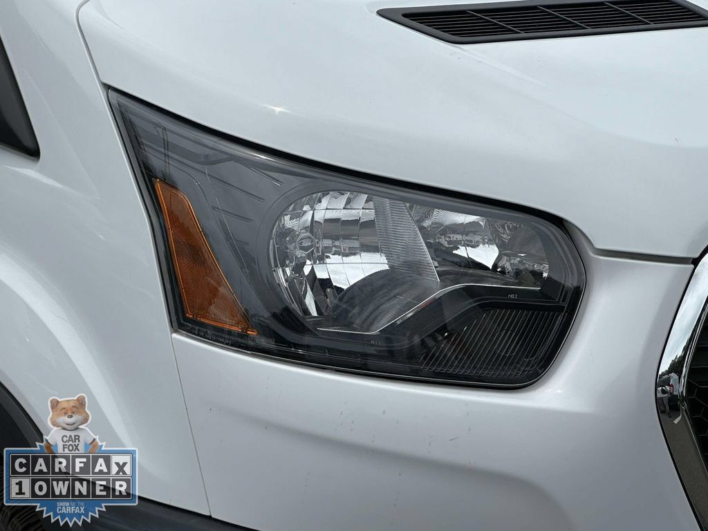 Used 2024 Ford Transit 250 Low Roof w/ Exterior Upgrade Package RWD image 8