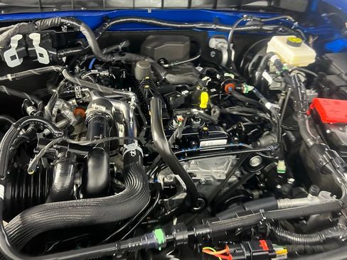 Used 2023 Ford Bronco Badlands image 41