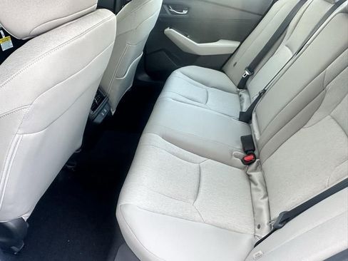 Certified 2025 Honda Accord SE image 8