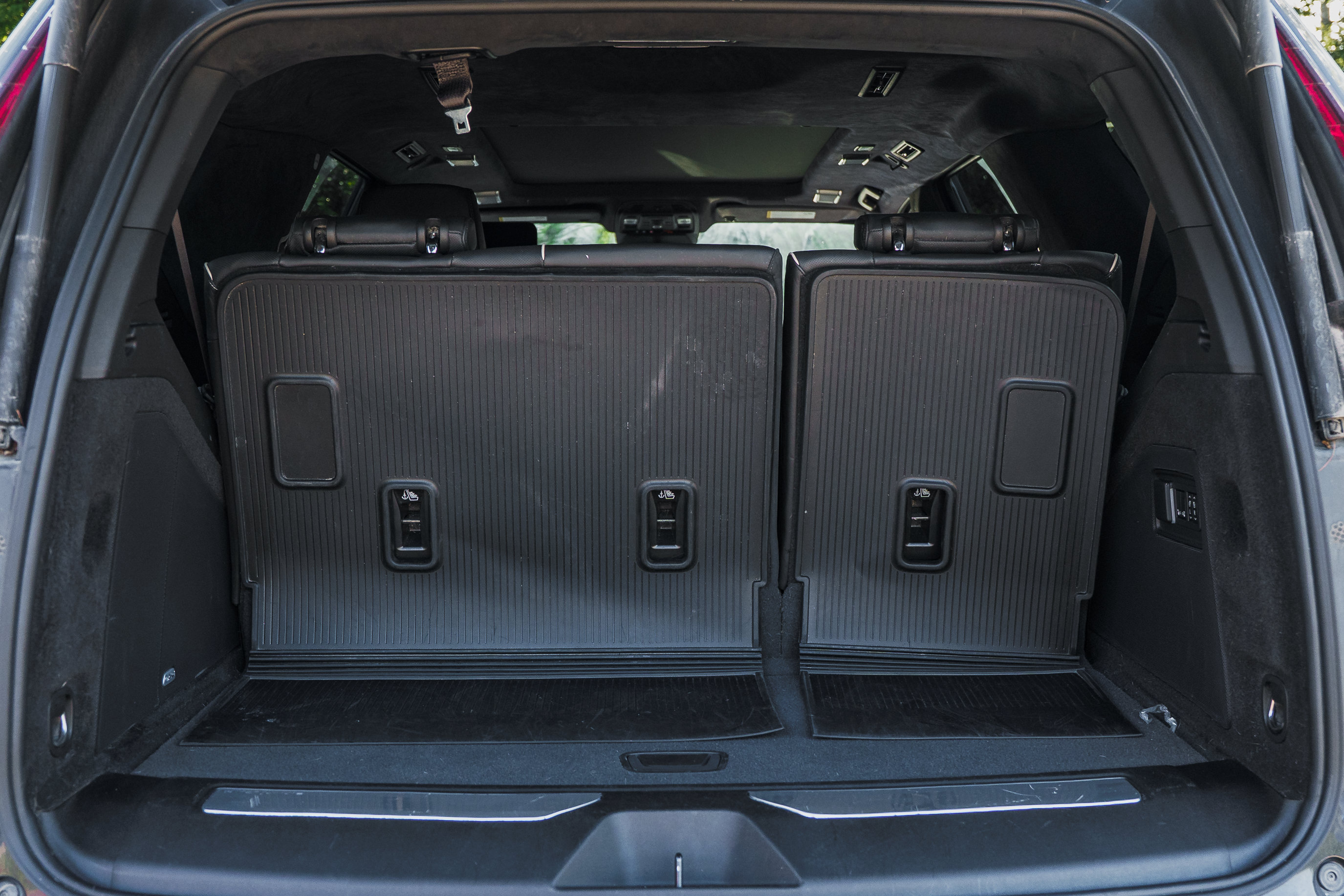 Used 2024 Cadillac Escalade V w/ LPO, Floor Liner Package AWD/4WD image 27