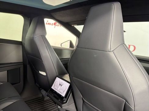 Used 2024 Tesla Cybertruck Cyberbeast AWD/4WD image 19