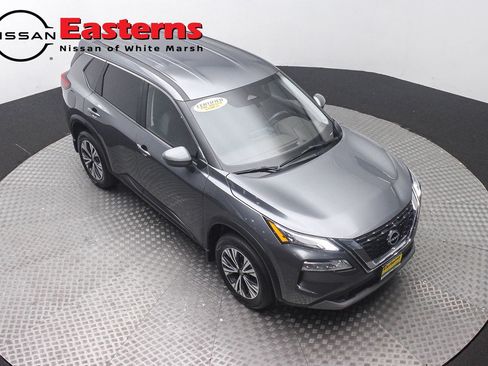 Used 2023 Nissan Rogue SV AWD/4WD image 3