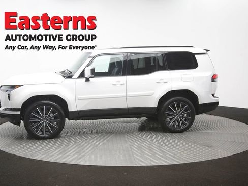 Used 2026 Lexus GX 550 w/ Cold Area Package AWD/4WD image 68