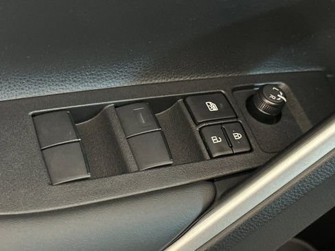 New 2026 Toyota Corolla Cross L image 12