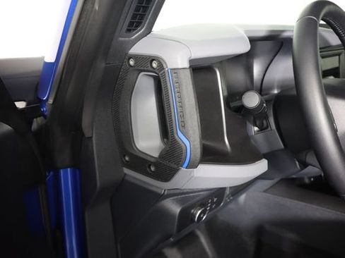 Used 2022 Ford Bronco Black Diamond AWD/4WD image 35