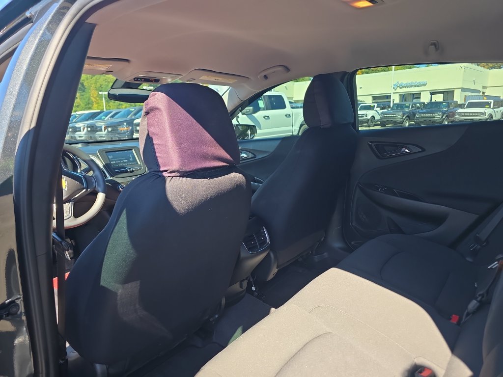 Used 2018 Chevrolet Malibu LT FWD image 17
