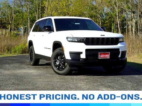 New 2025 Jeep Grand Cherokee L Altitude image 1