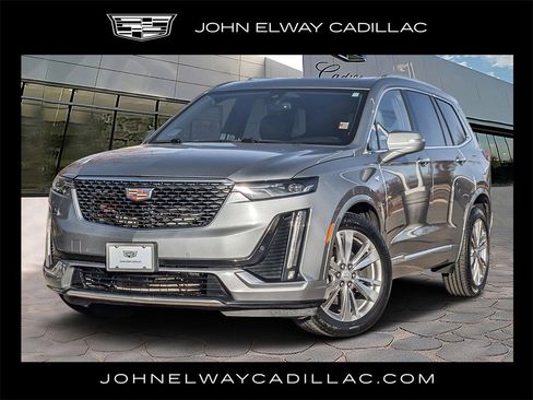 Used 2023 Cadillac XT6 Premium Luxury image 1