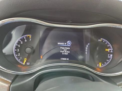 Used 2014 Jeep Grand Cherokee Limited AWD/4WD image 17