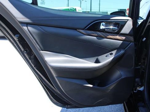 Used 2016 Nissan Maxima Platinum image 31