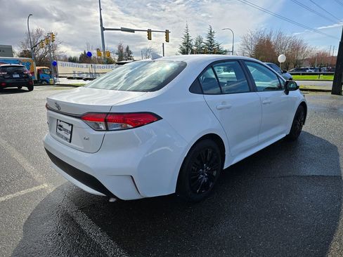 Used 2020 Toyota Corolla LE image 5
