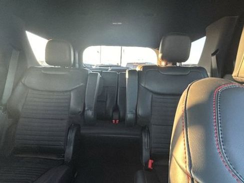 New 2026 Ford Explorer ST-Line w/ ST-Line Street Pack image 17