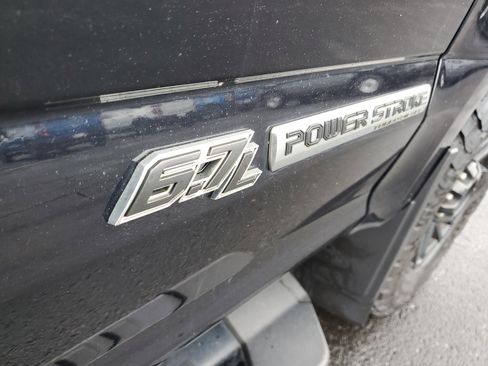 Used 2019 Ford F350 Lariat image 6