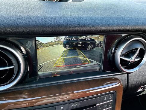 Certified 2020 Mercedes-Benz SLC 300 image 24