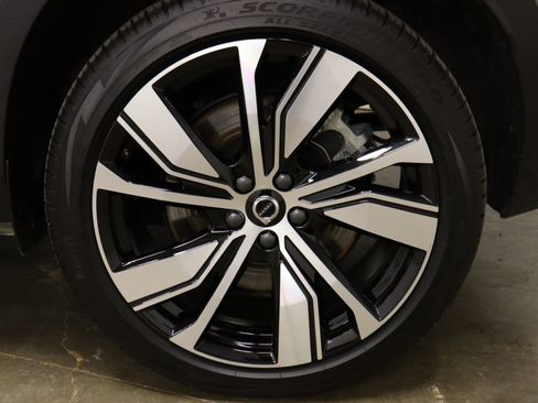 Used 2021 Volvo XC40 P8 Recharge AWD/4WD image 7