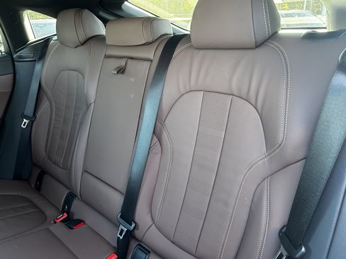 Used 2020 BMW X6 xDrive40i w/ Premium Package image 27