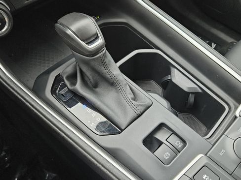 Used 2025 Toyota Grand Highlander AWD image 25