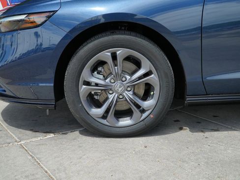 New 2026 Honda Accord EX-L image 12