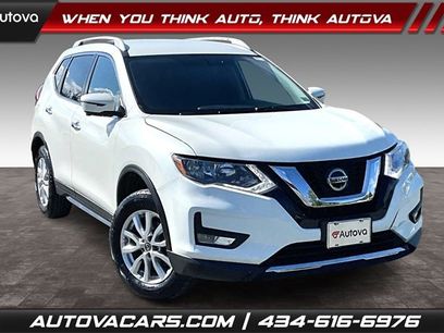 Used 2018 Nissan Rogue SV w/ Premium Package
