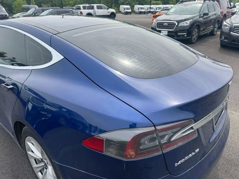 Used 2016 Tesla Model S 70D AWD/4WD image 3